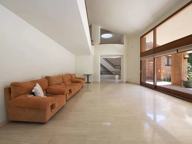 Luxury Villa in the Prestigious Gava Mar Area, Barcelona