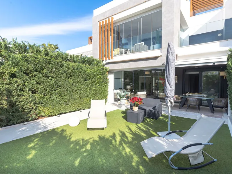 Beautiful ground-floor apartment built in 2020, offered fully furnished and ready to move in — ideal both as a permanent residence or a holiday home.