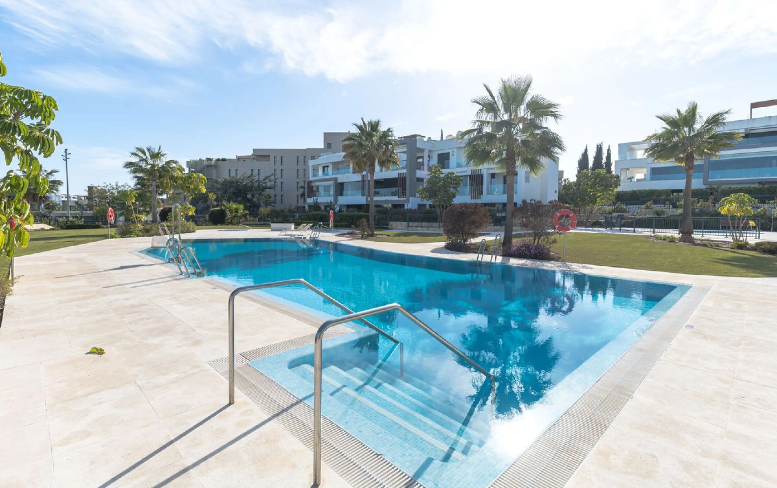 Beautiful ground-floor apartment built in 2020, offered fully furnished and ready to move in — ideal both as a permanent residence or a holiday home.