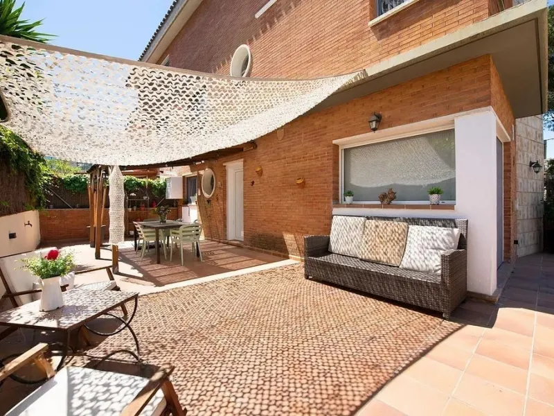  Exclusive Semi-Detached Home in Castelldefels, Barcelona