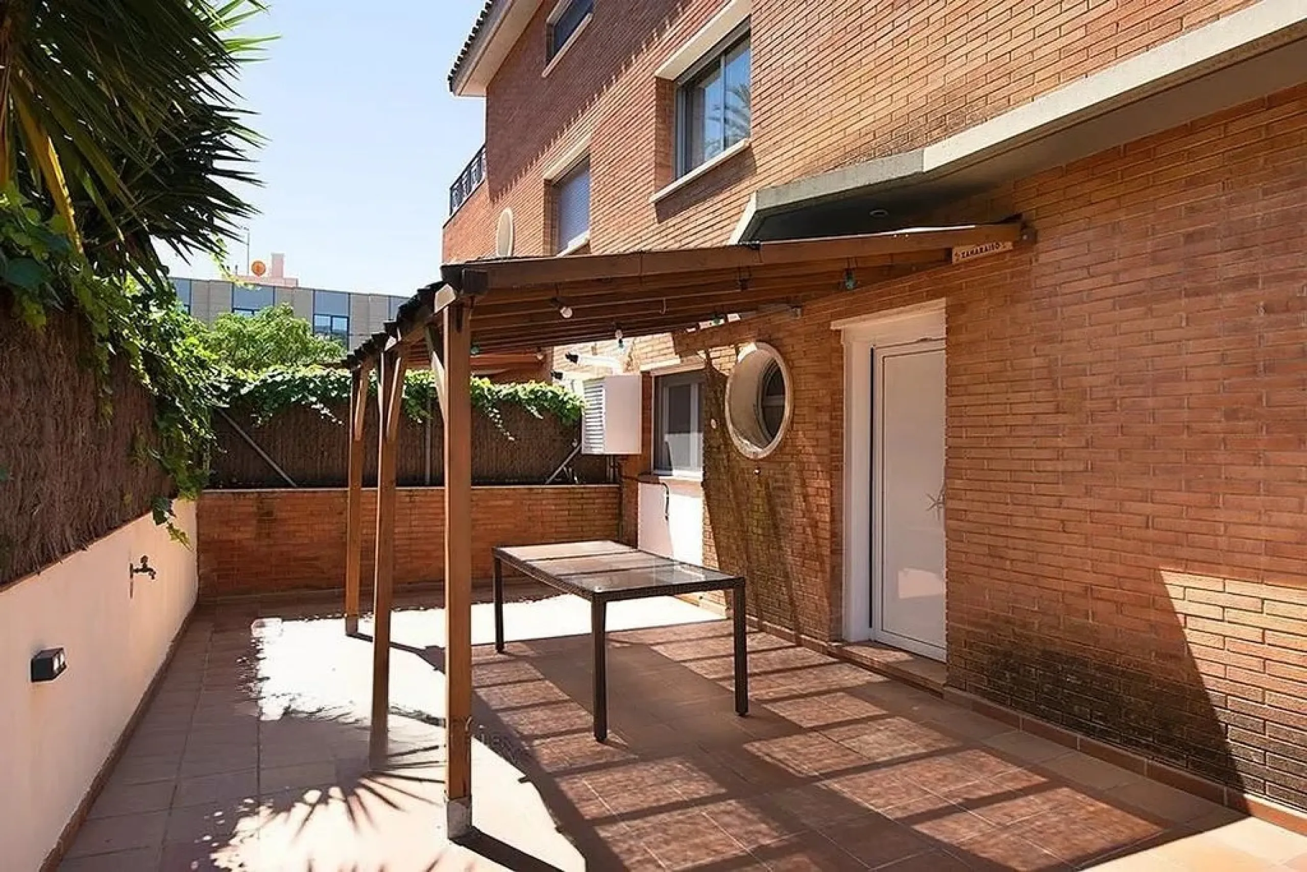  Exclusive Semi-Detached Home in Castelldefels, Barcelona