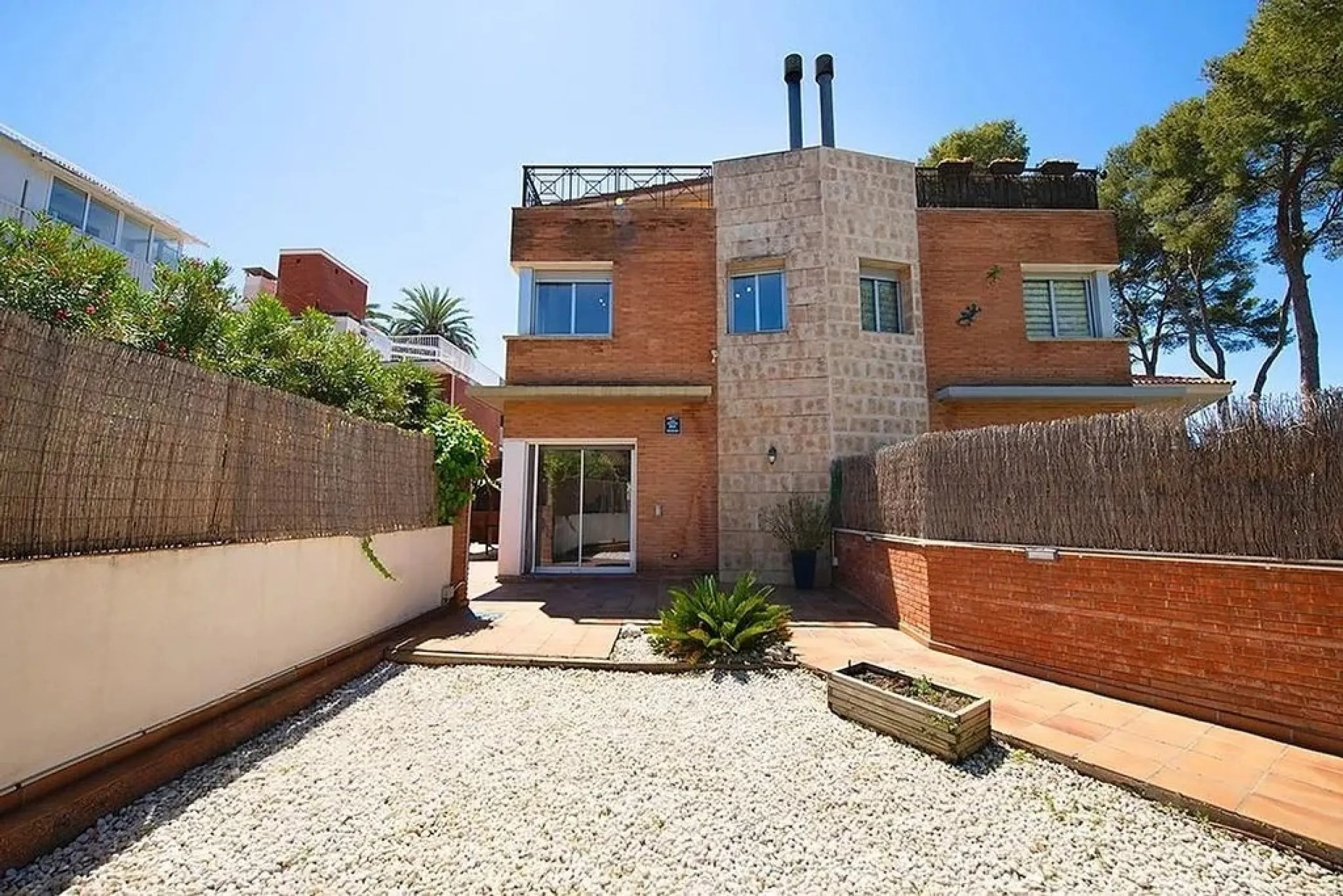  Exclusive Semi-Detached Home in Castelldefels, Barcelona