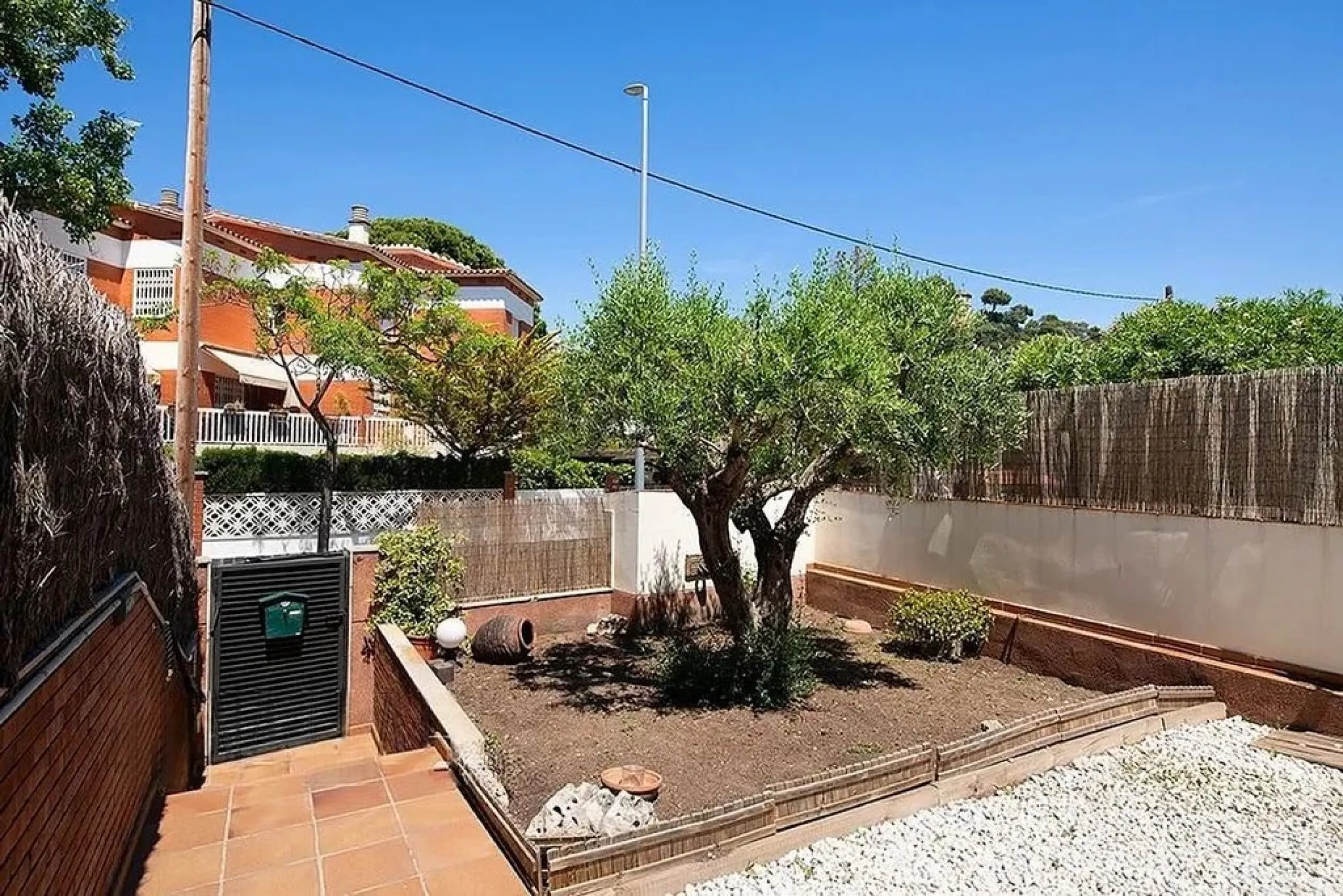  Exclusive Semi-Detached Home in Castelldefels, Barcelona