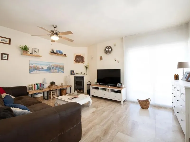  Exclusive Semi-Detached Home in Castelldefels, Barcelona