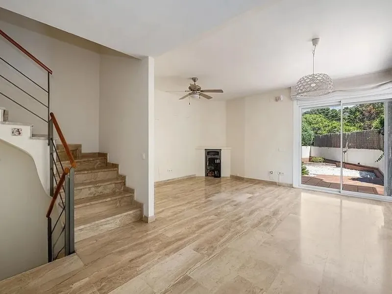  Exclusive Semi-Detached Home in Castelldefels, Barcelona
