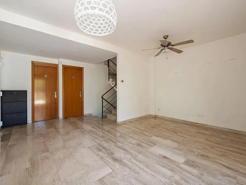  Exclusive Semi-Detached Home in Castelldefels, Barcelona