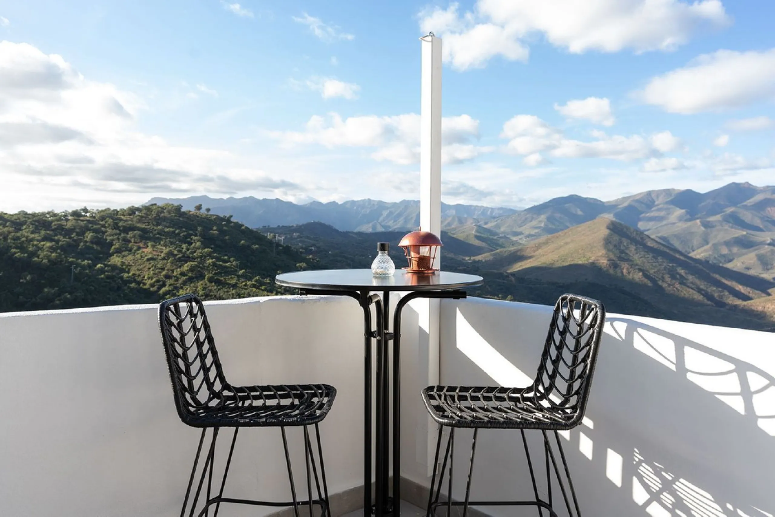 Appartment | Fully Renovated in 2025 | 3 Bedrooms • 3 Bathrooms • 150 m² Interior • 125 m² Exterior • Sunset Views