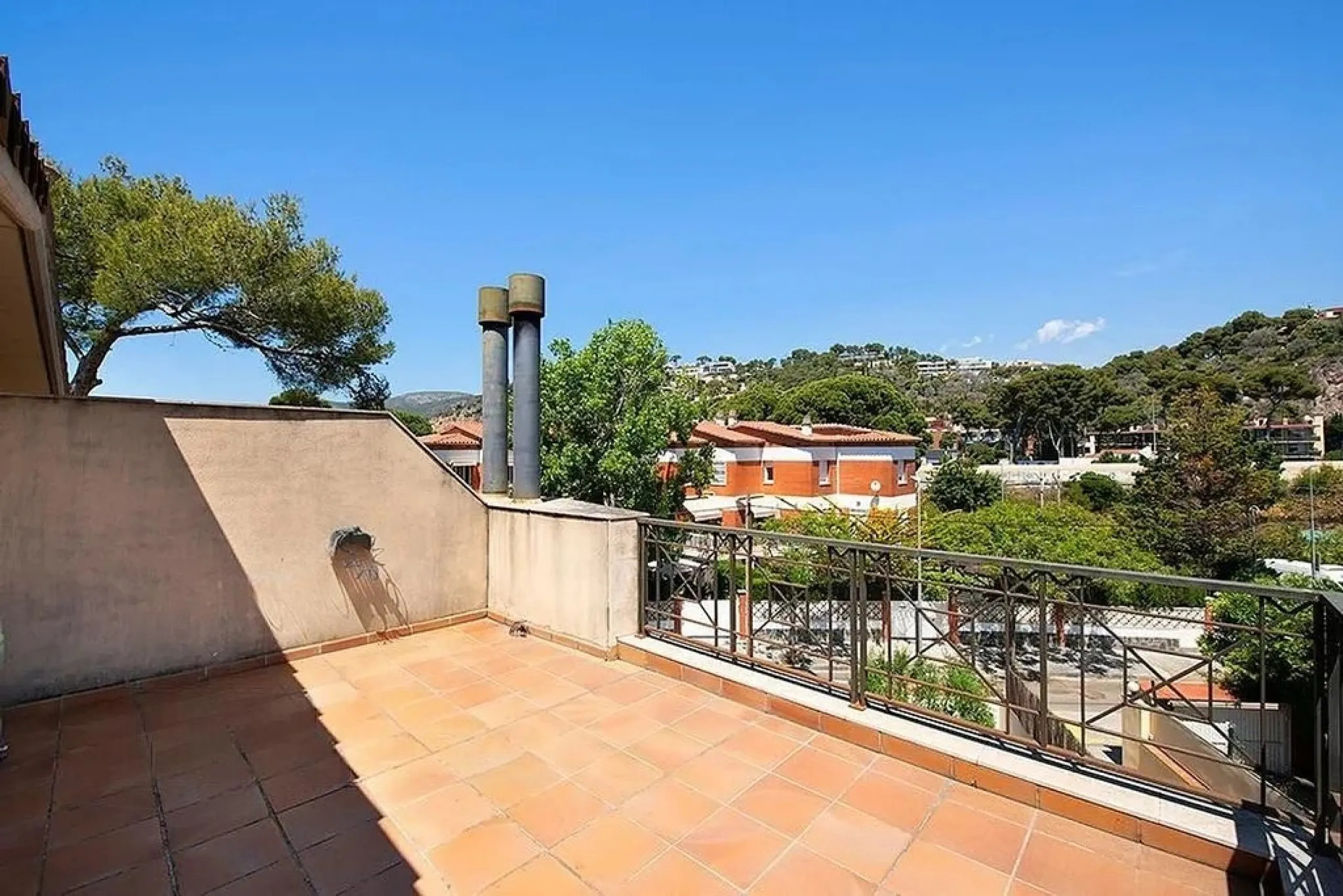  Exclusive Semi-Detached Home in Castelldefels, Barcelona