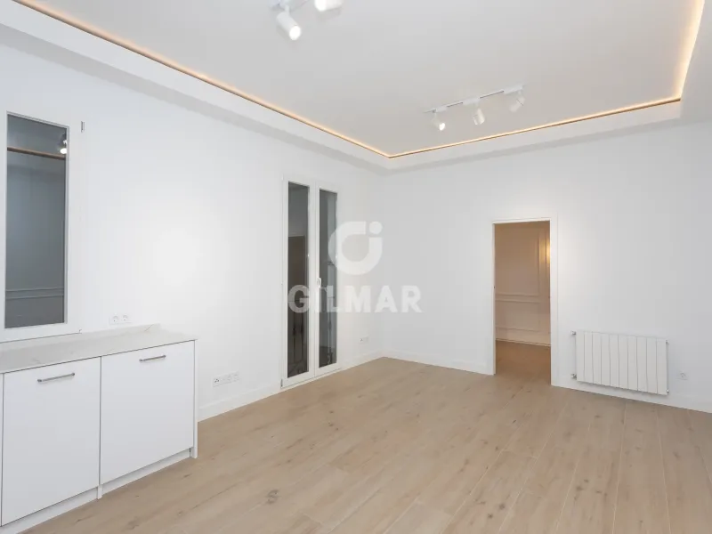 Piso en Ibiza - Madrid