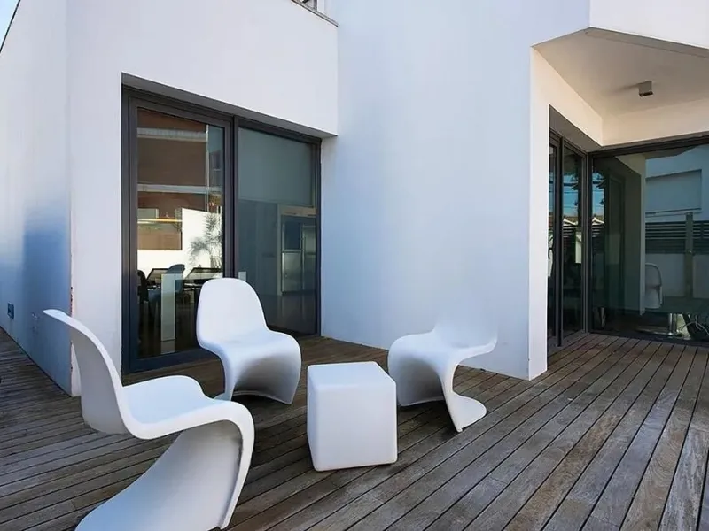 Exclusive Coastal House in La Pineda, Casteldefels, Barcelona