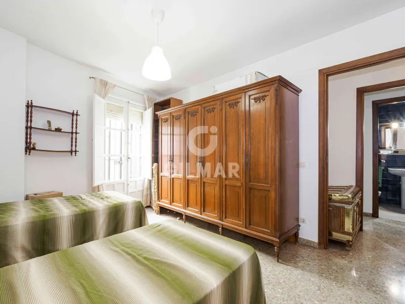Piso en Centro (Sevilla) - Sevilla
