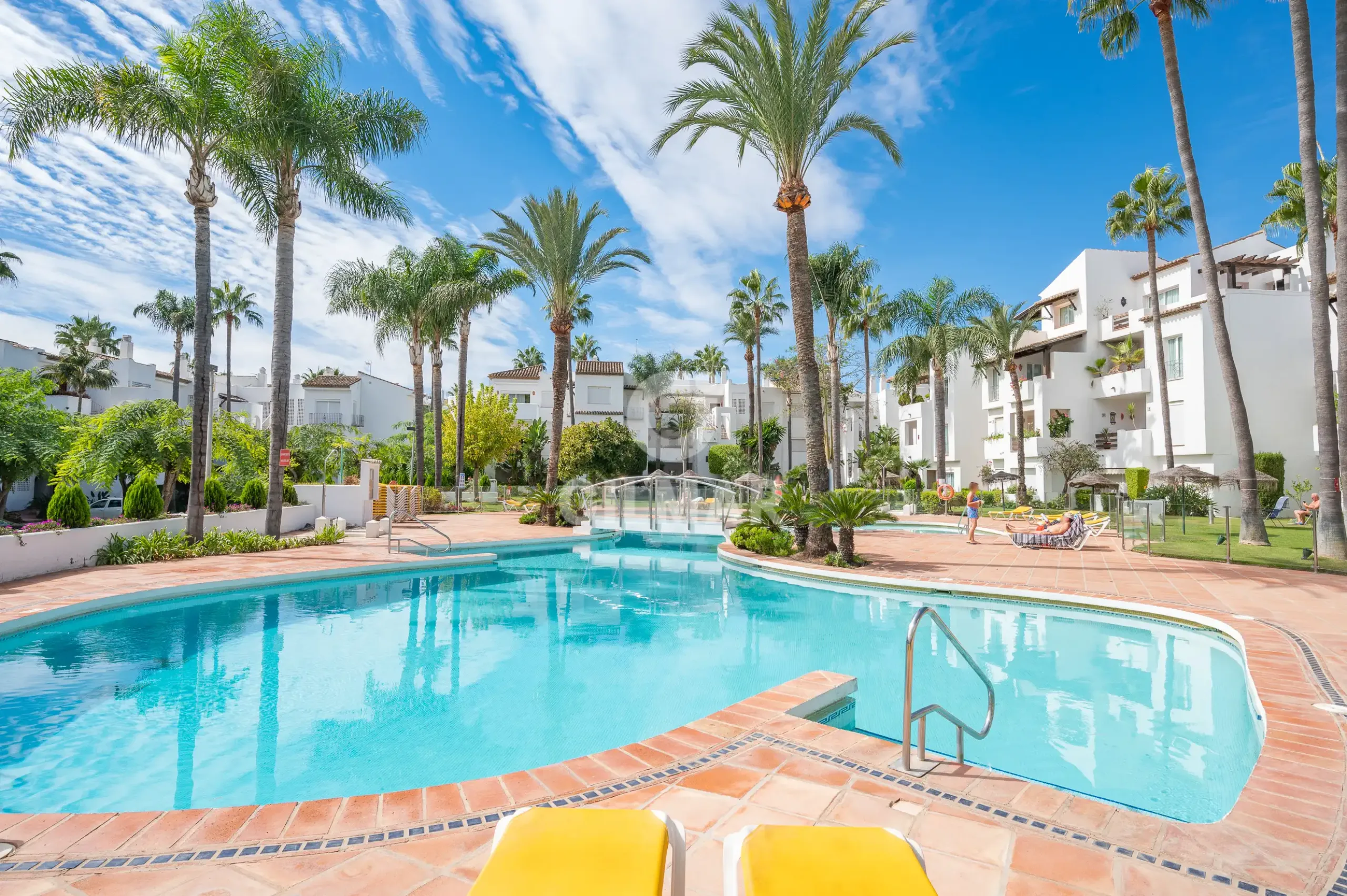 Apartment in Estepona Este - Málaga