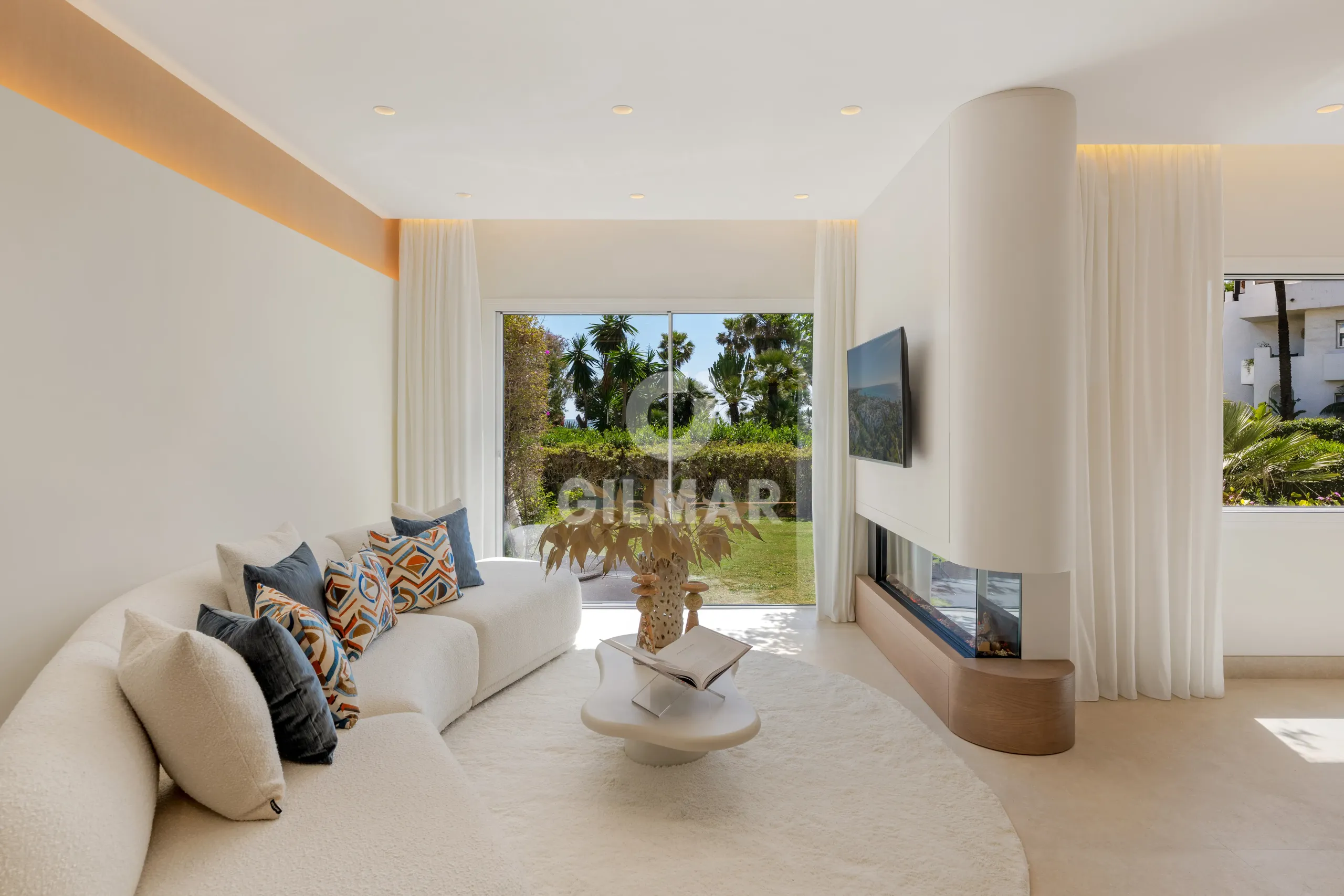Apartment in Estepona Este - Málaga