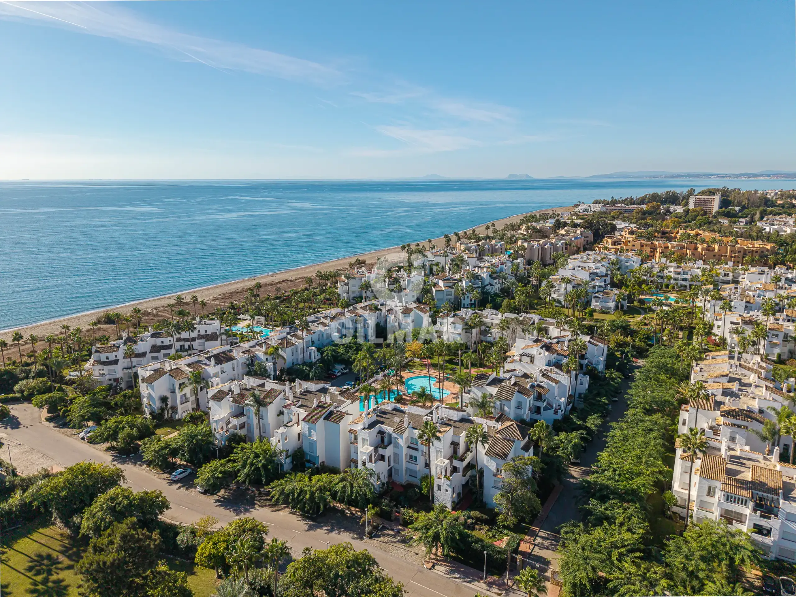 Apartment in Estepona Este - Málaga