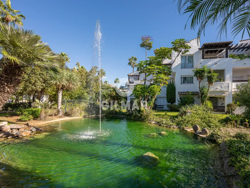 Apartment in Estepona Este - Málaga