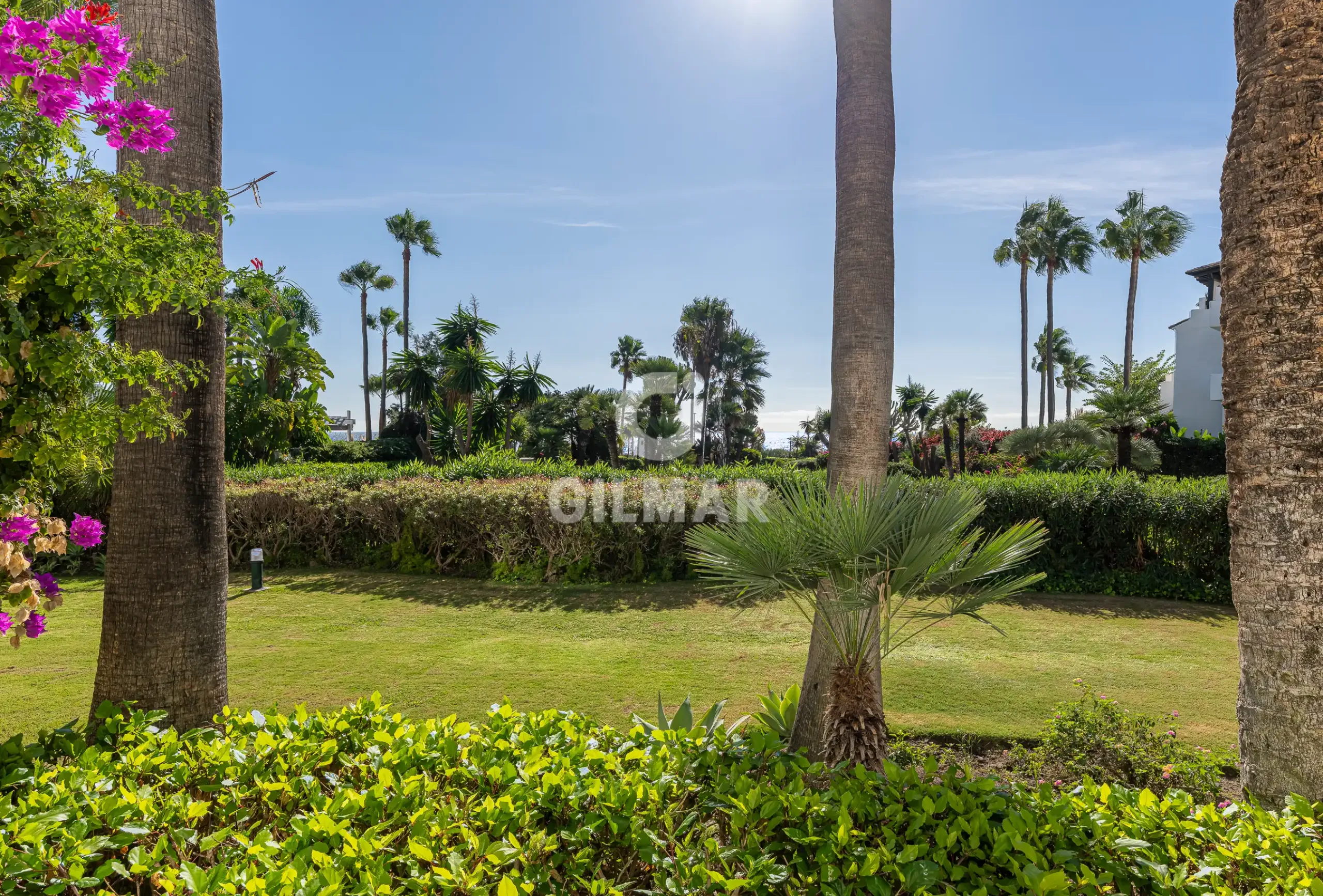 Apartment in Estepona Este - Málaga