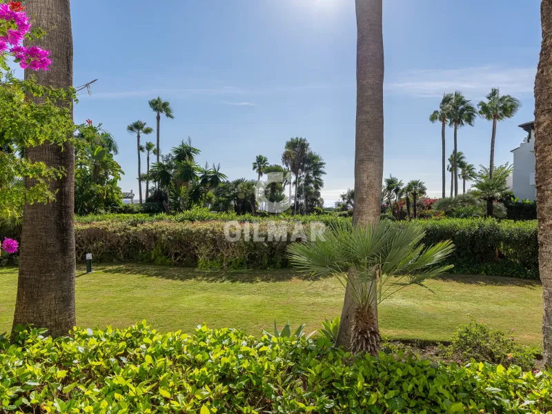 Apartment in Estepona Este - Málaga