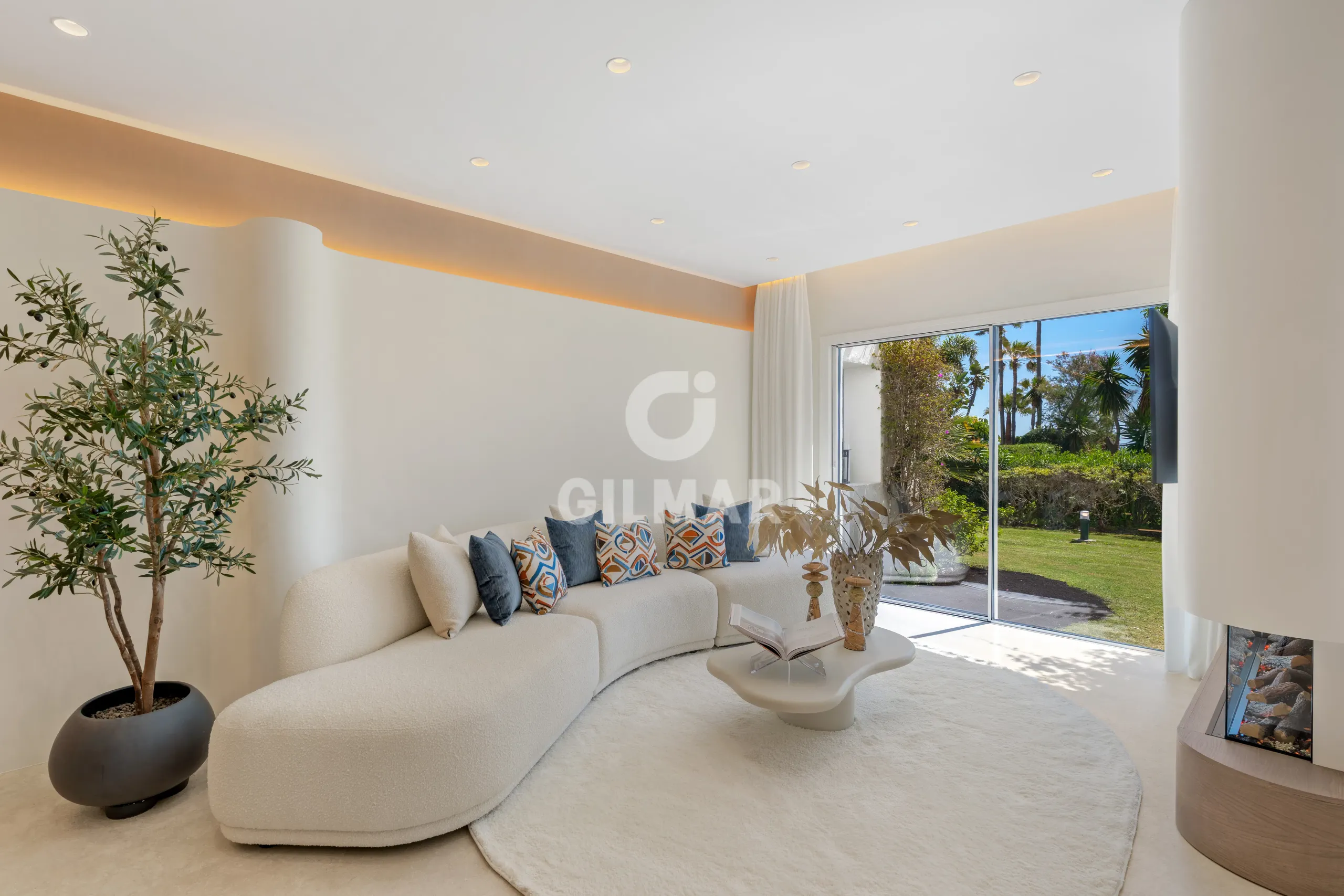 Apartment in Estepona Este - Málaga