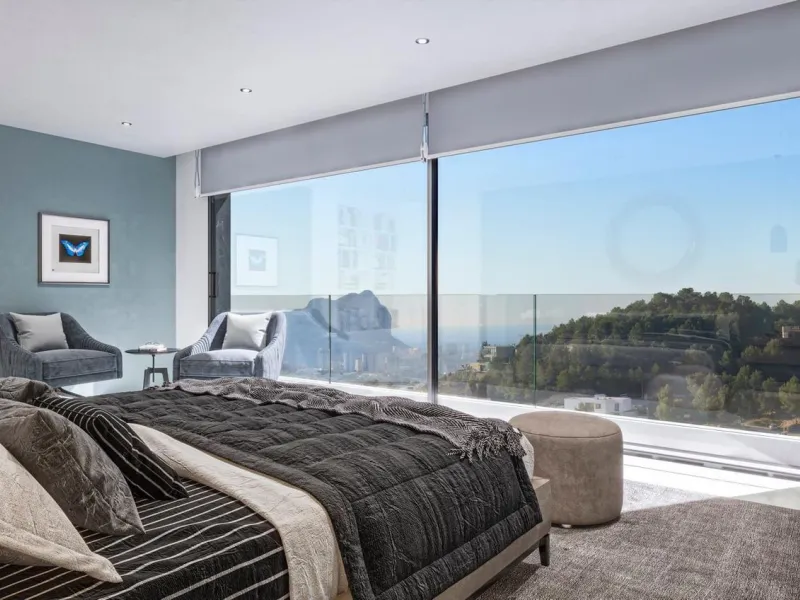 Moderne Villa mit Infinity-Pool und freiem Blick in Benissa Costa, Alicante