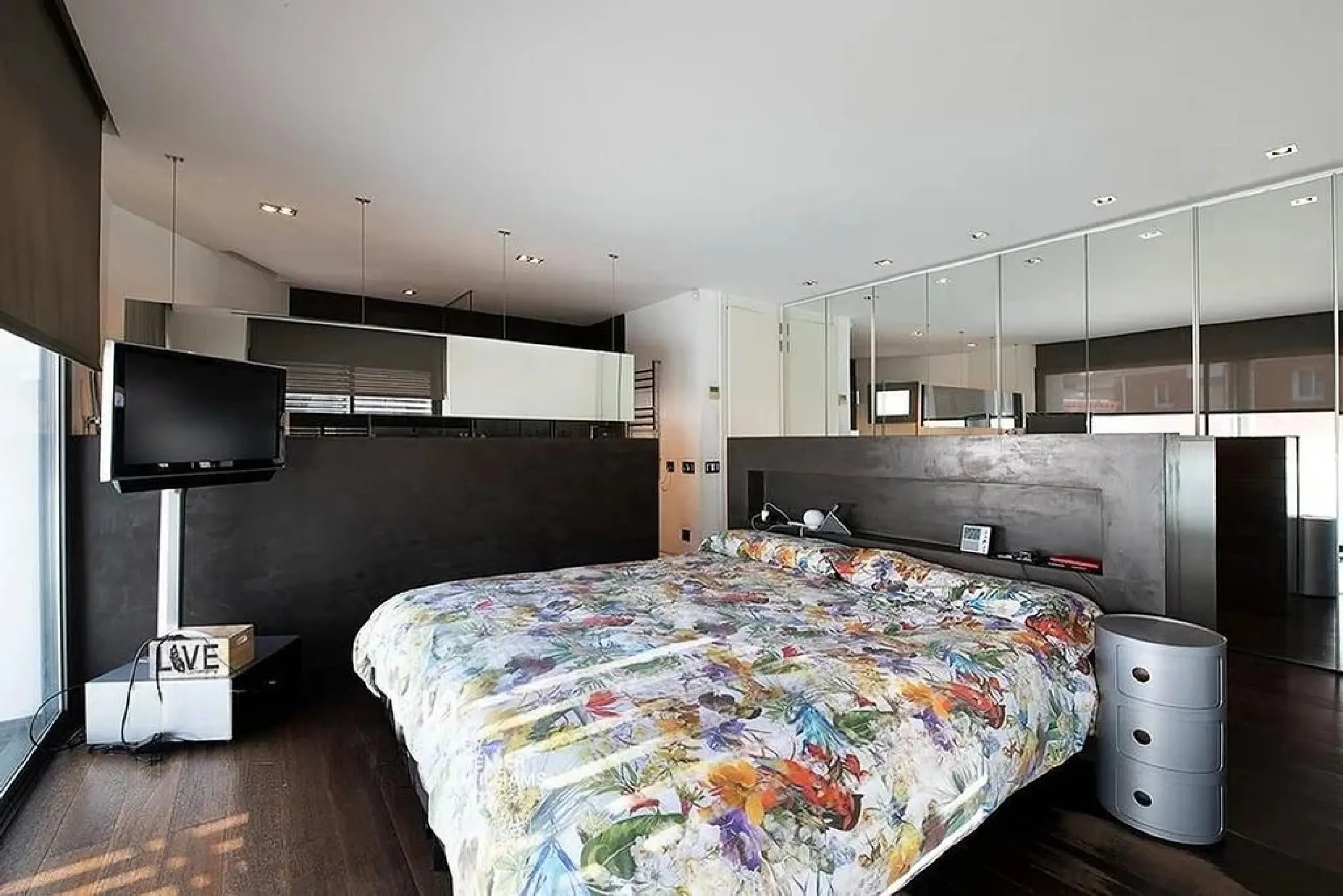 Exclusive Coastal House in La Pineda, Casteldefels, Barcelona