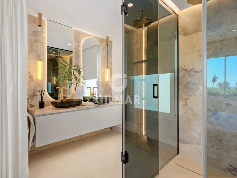 Apartment in Estepona Este - Málaga