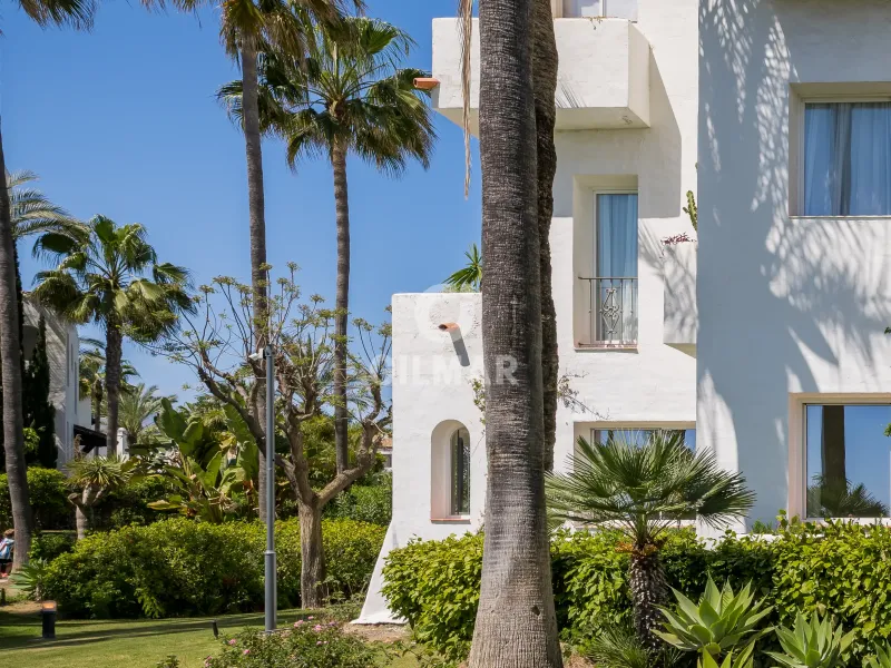 Apartment in Estepona Este - Málaga
