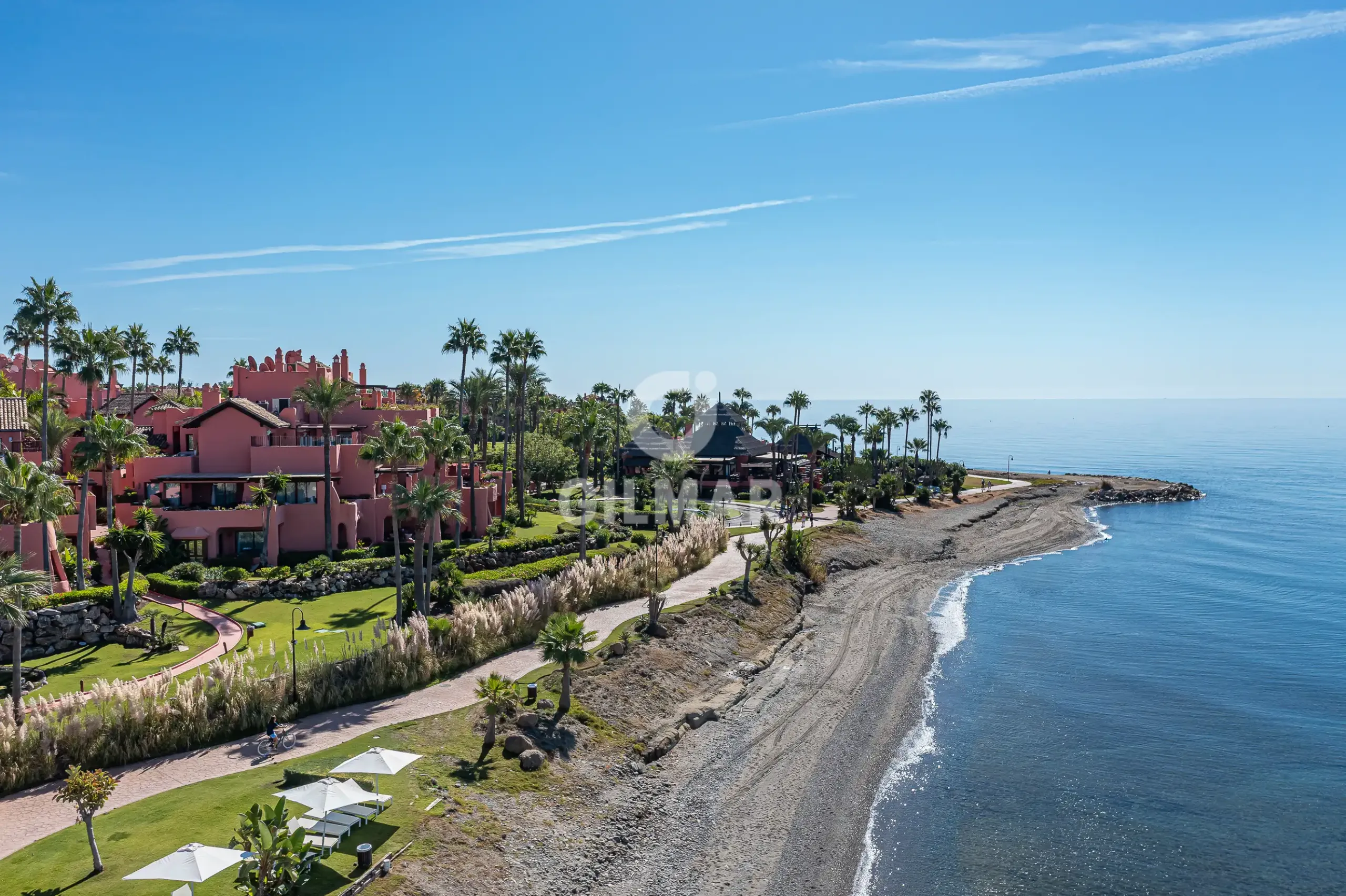 Duplex penthouse in Estepona Este - Málaga
