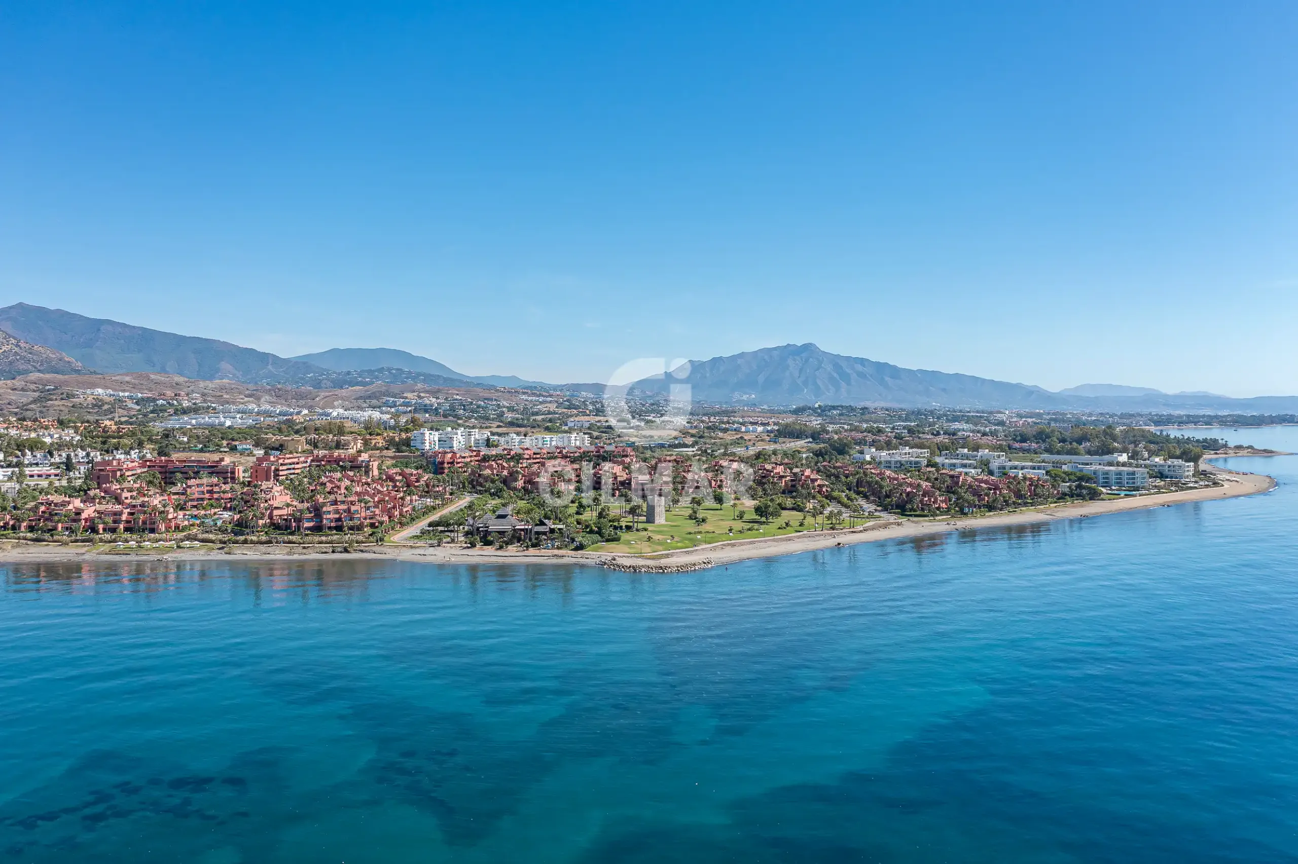 Duplex penthouse in Estepona Este - Málaga