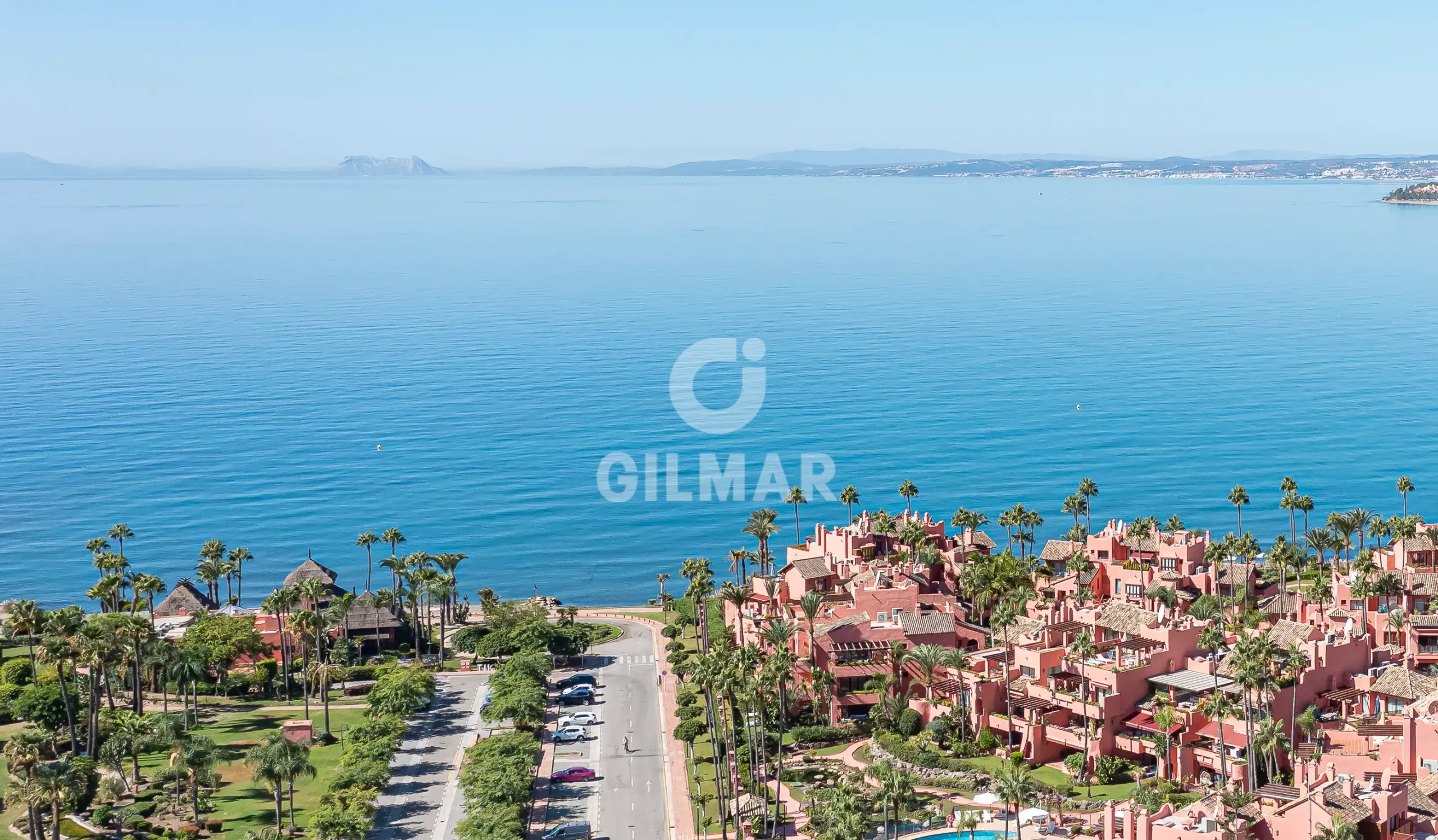 Duplex penthouse in Estepona Este - Málaga