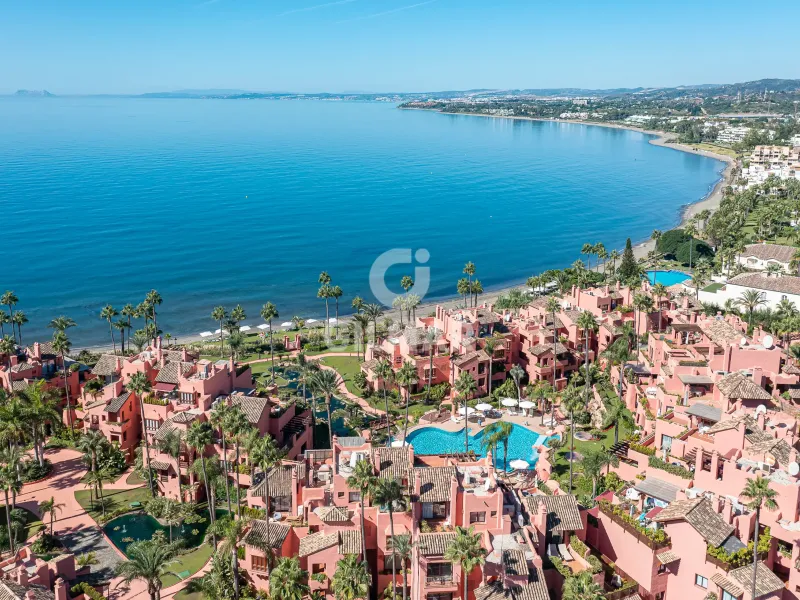 Duplex penthouse in Estepona Este - Málaga