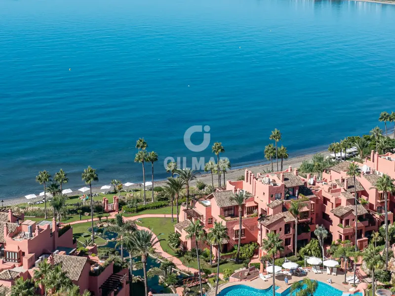 Duplex penthouse in Estepona Este - Málaga