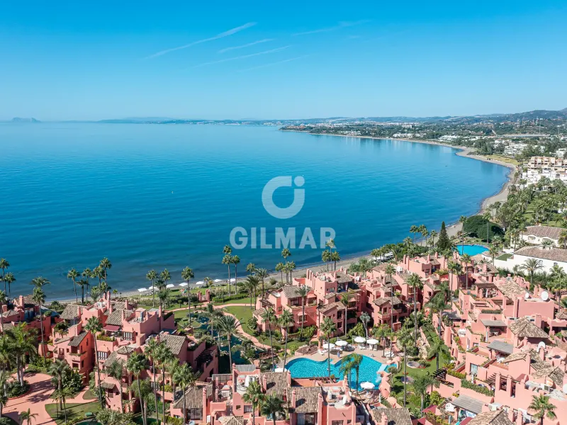 Duplex penthouse in Estepona Este - Málaga