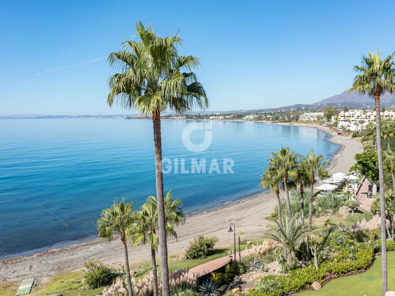Duplex penthouse in Estepona Este - Málaga