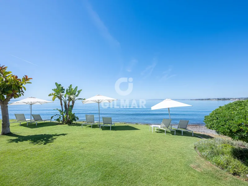 Duplex penthouse in Estepona Este - Málaga