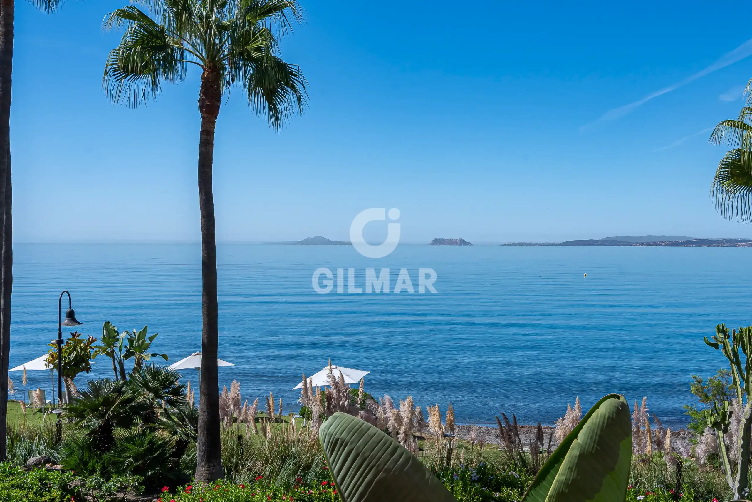 Duplex penthouse in Estepona Este - Málaga
