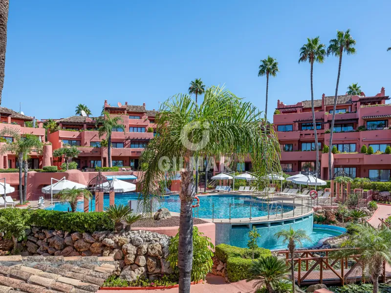 Duplex penthouse in Estepona Este - Málaga