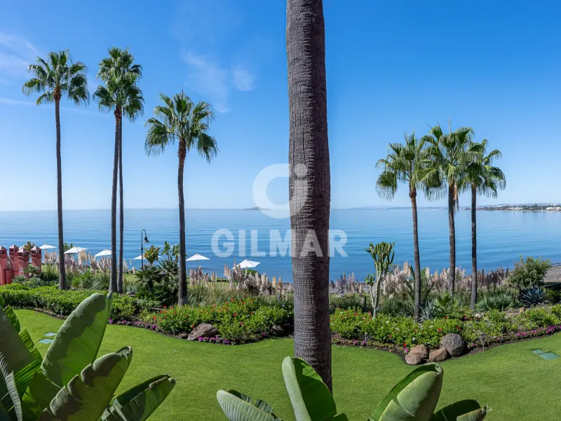 Duplex penthouse in Estepona Este - Málaga