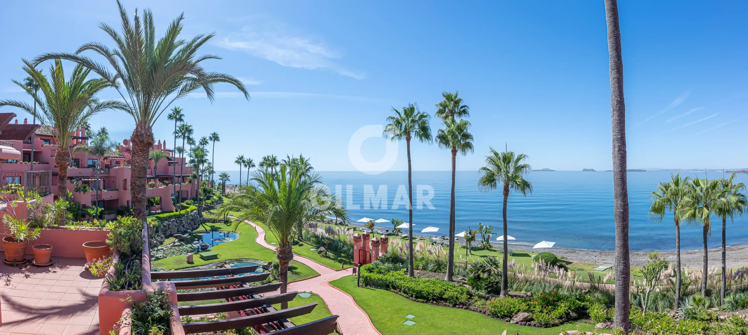 Duplex penthouse in Estepona Este - Málaga