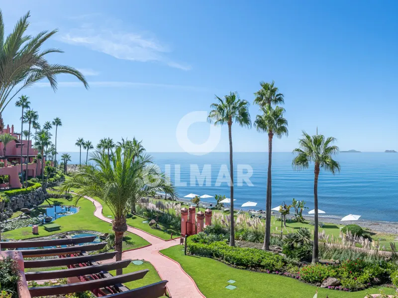 Duplex penthouse in Estepona Este - Málaga