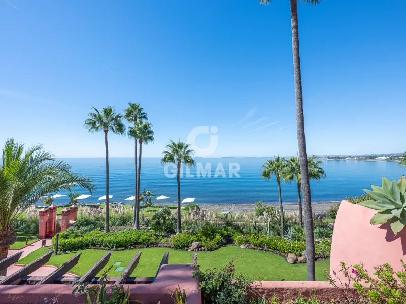 Duplex penthouse in Estepona Este - Málaga