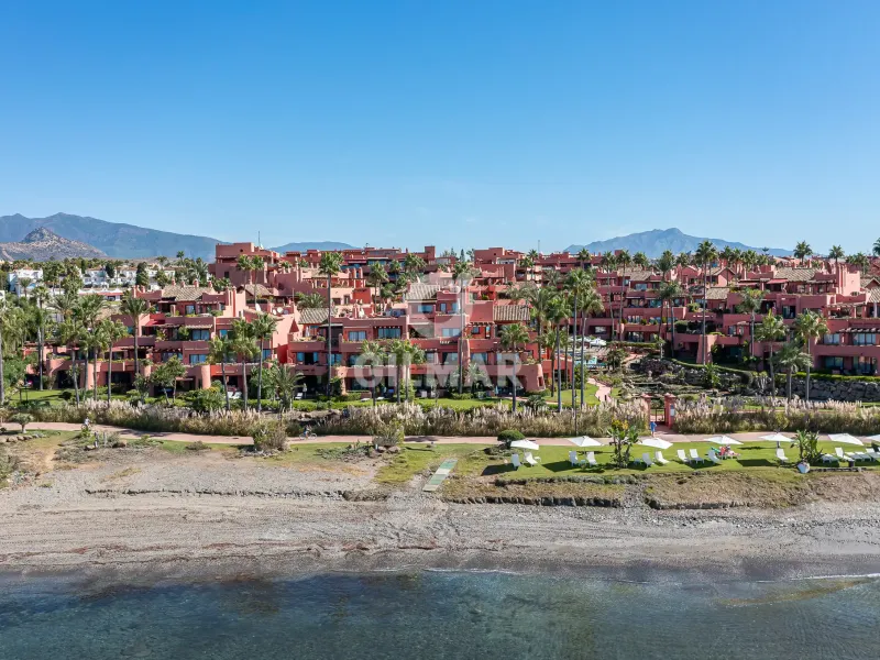 Duplex penthouse in Estepona Este - Málaga