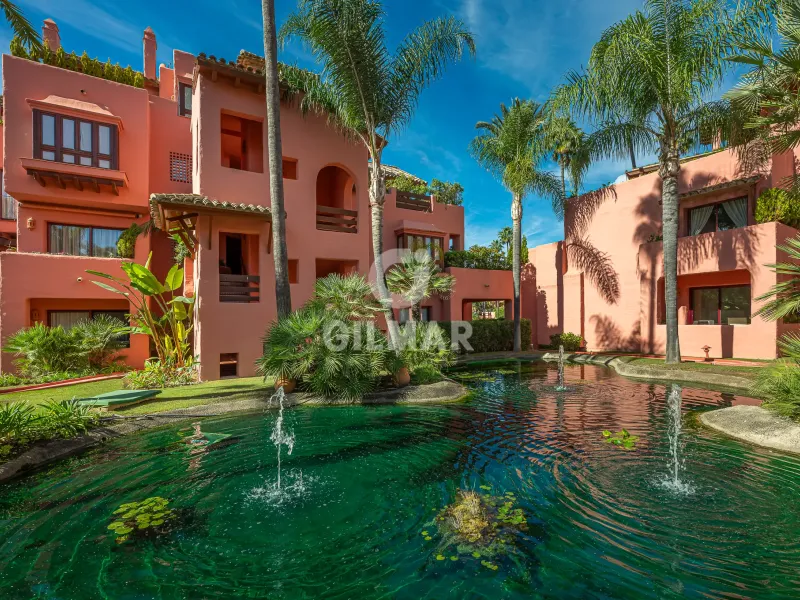 Apartment in Estepona Este - Málaga