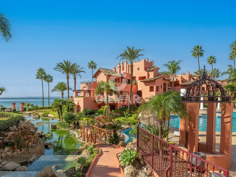 Apartment in Estepona Este - Málaga
