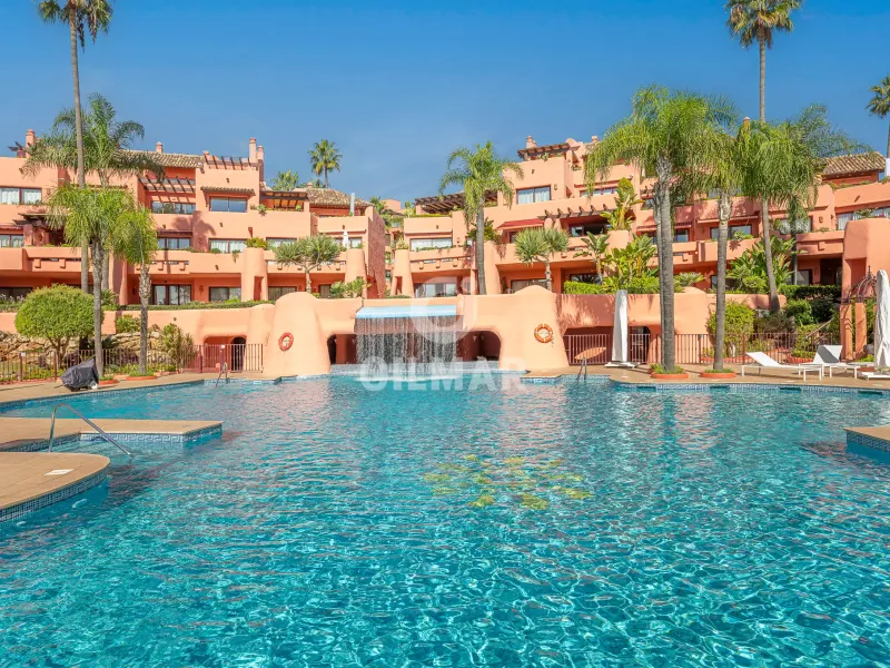 Apartment in Estepona Este - Málaga