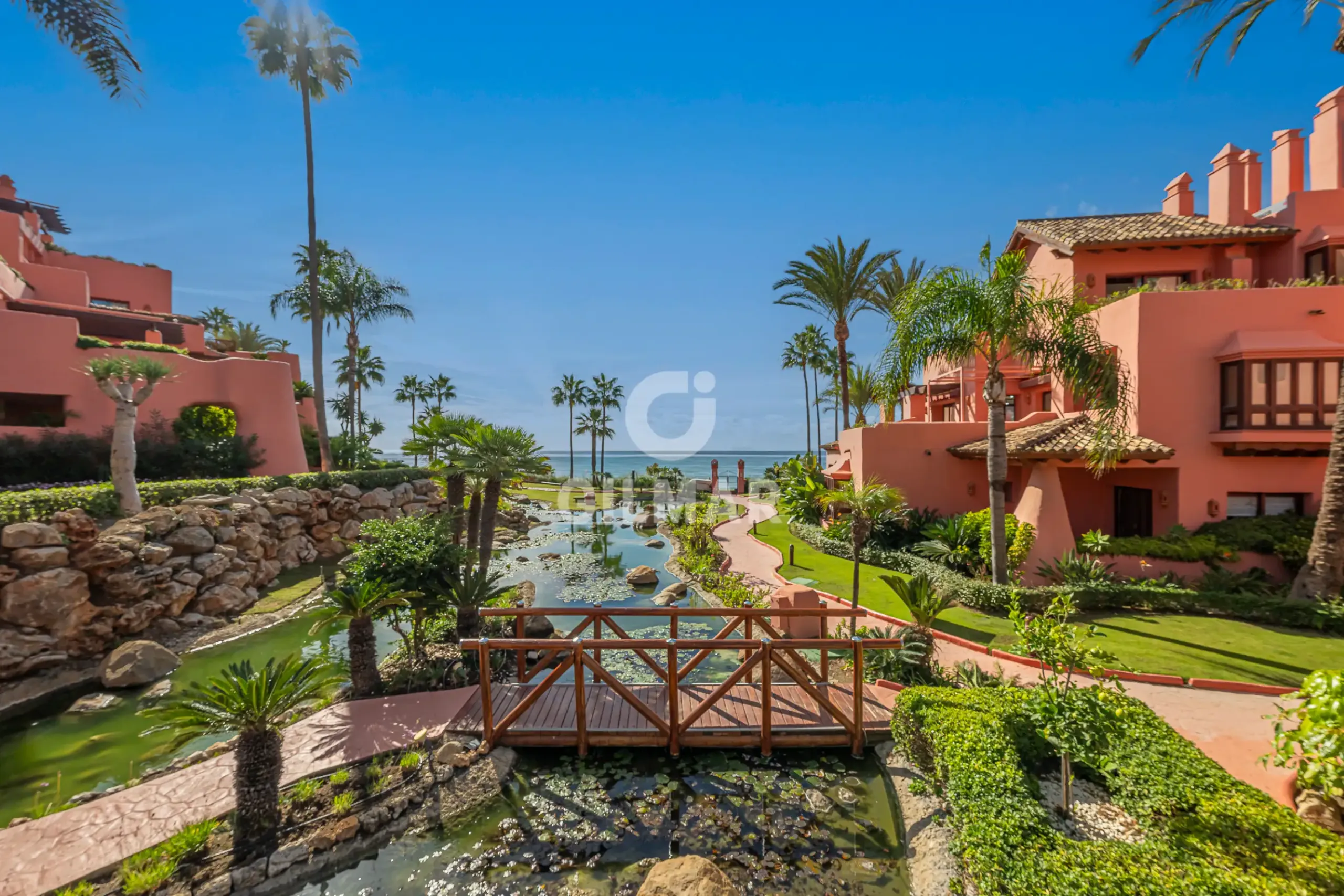 Apartment in Estepona Este - Málaga