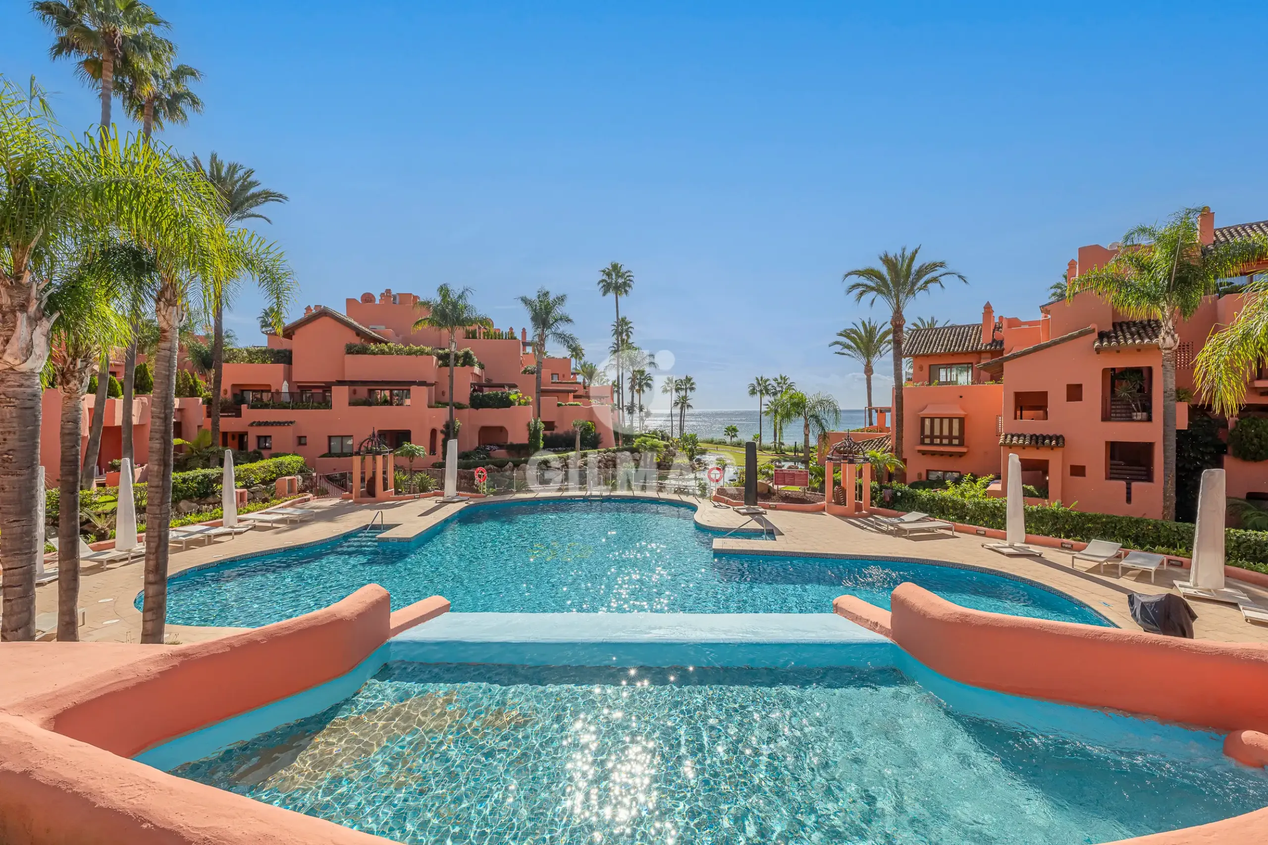 Apartment in Estepona Este - Málaga