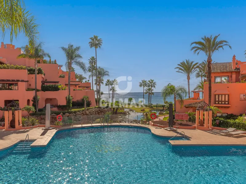 Apartment in Estepona Este - Málaga