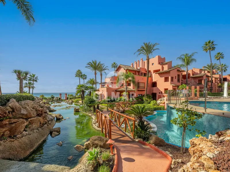 Apartment in Estepona Este - Málaga
