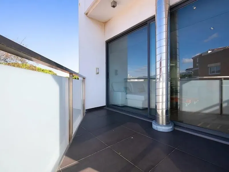 Exclusive Coastal House in La Pineda, Casteldefels, Barcelona