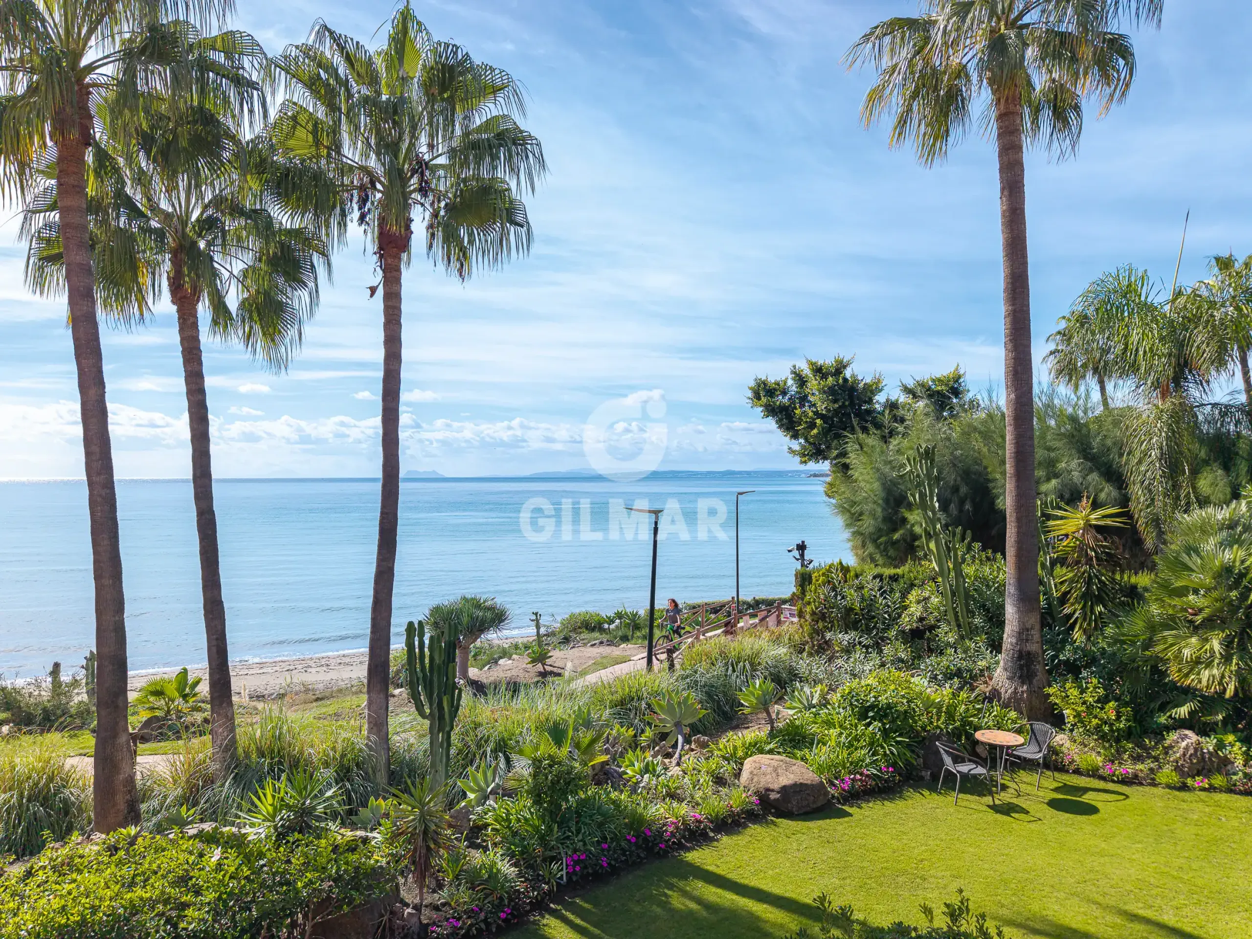 Apartment in Estepona Este - Málaga